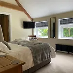 The Grooms Cottage